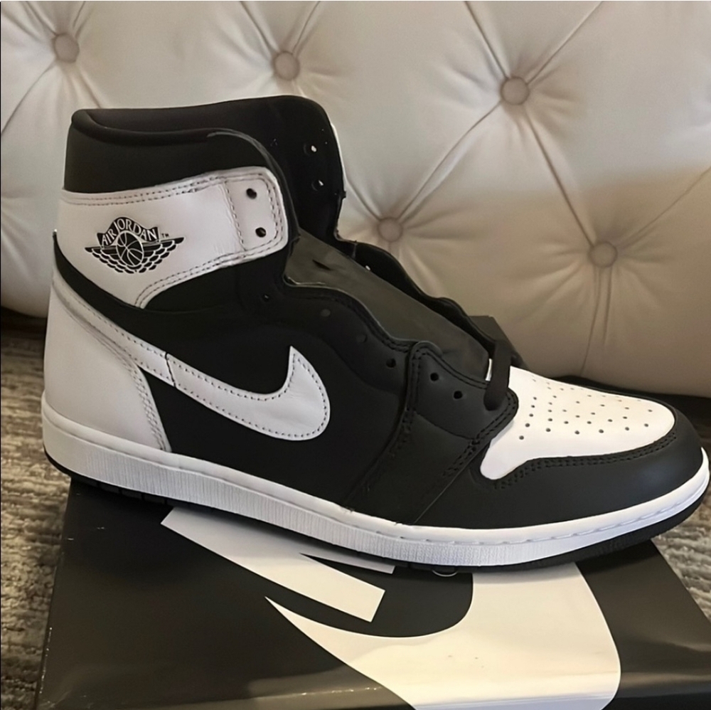 Mens Jordan 1's High OG Panda Way Size 11.5 NIB